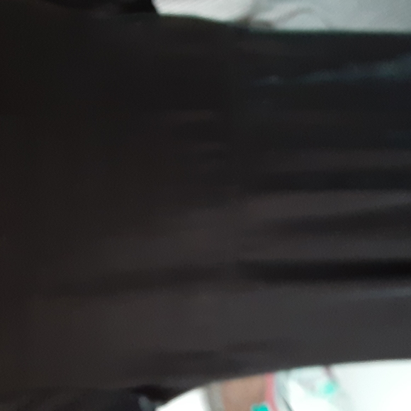 Velvet feel dress - Picture 4 of 5